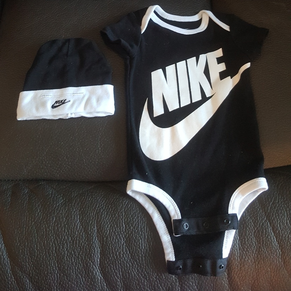 Nike baby onesie and matching hat set